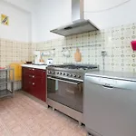 Apartment Accogliente Tra Il Mare E Collina Casa Dipli *