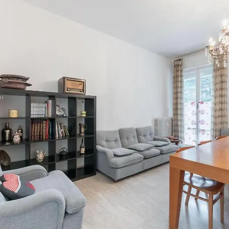 Apartment Accogliente Tra Il Mare E Collina Casa Dipli